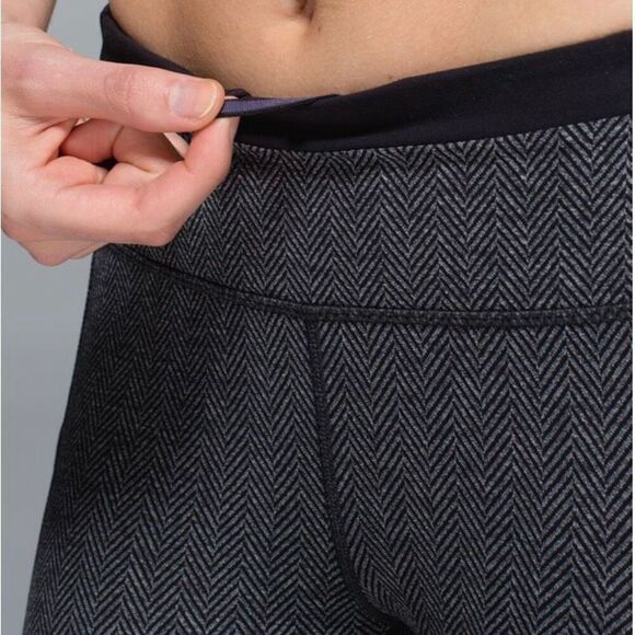 Lululemon Speed Tight Herringbone size 6 - Picture 3 of 13